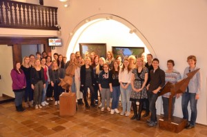 106 group photo Adolf-Reichwein-Schule on 15th April 2016 (640x424)